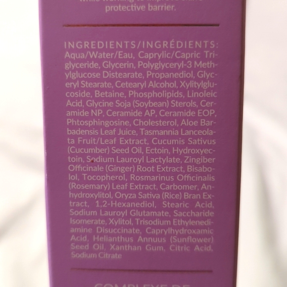 Kate Somerville DeliKate Soothing Cleanser - Picture 4 of 4
